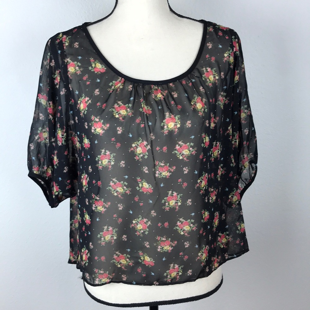 Forever 21 High Low Floral Cut Out Back Top